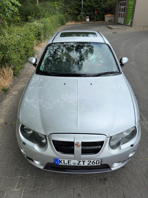 Silber Gebraucht 2006 MG ZT SE Limousine | 12.999 € - Bild 1/4