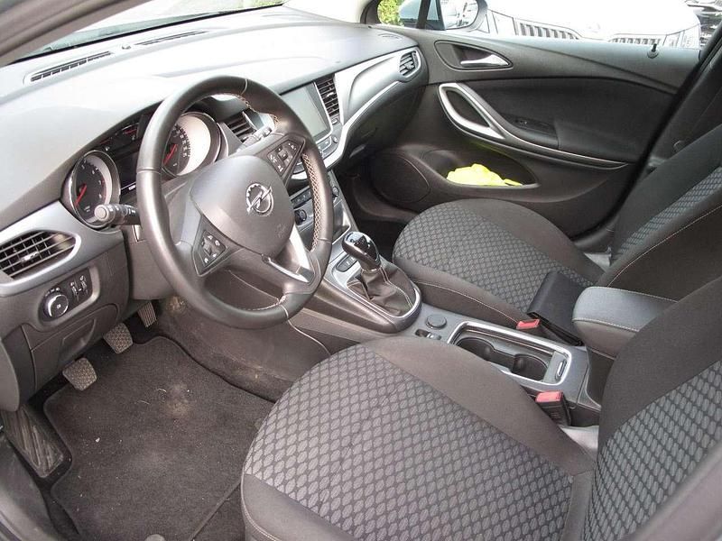 Gebraucht Opel Astra Business 110 PS (80 kW) 2018 Blau Limousine