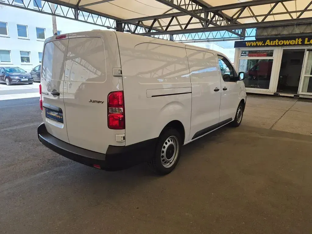 Gebraucht Citroën Jumpy 177 PS (130 kW) 2024 Weiß Van / Kleinbus