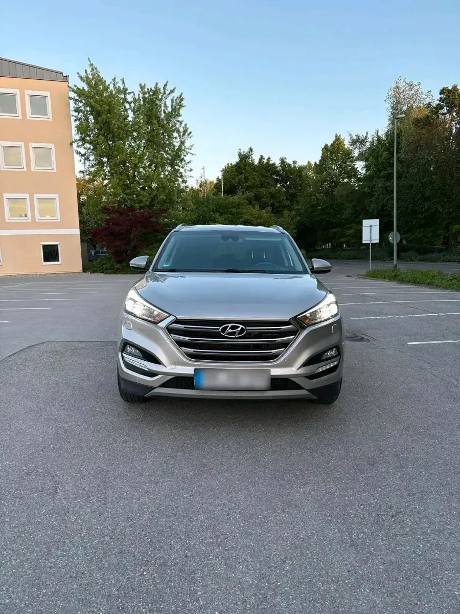 Usata Hyundai Tucson 136 CV (100 kW) 2016 Grigio SUV