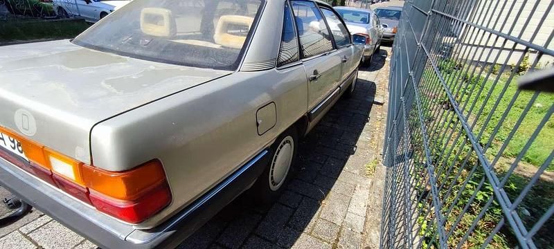 Gebraucht 1986 Audi 100 Limousine | 1.100 € - Bild 1/4