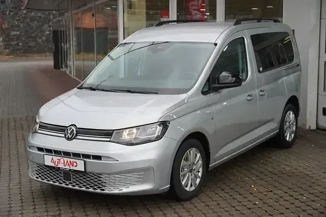 Gebraucht VW Caddy 114 PS (83 kW) 2023 Reflexsilber metallic Van / Kleinbus