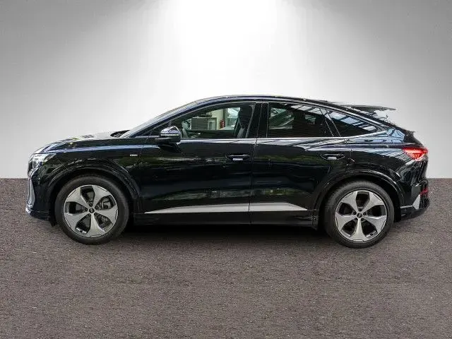 Neu Audi Q4 Sportback e-tron S-Line 210 kW (286 PS) 2026 Mythosschwarz metallic SUV