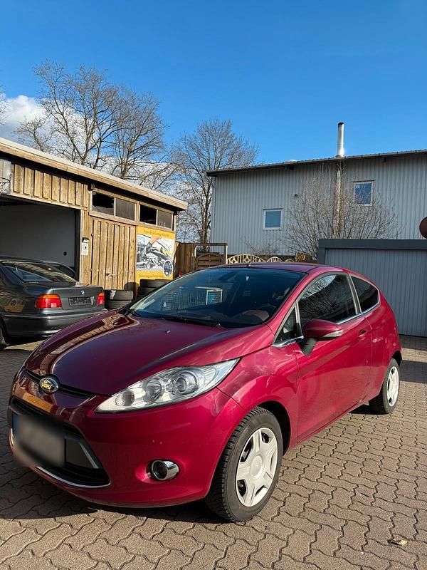 Gebraucht Ford Fiesta Titanium 82 PS (60 kW) 2010 Andere farben Kleinwagen