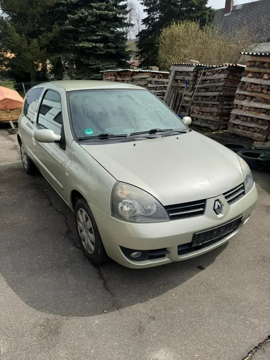 Używany Renault Clio III 2007 Hatchback