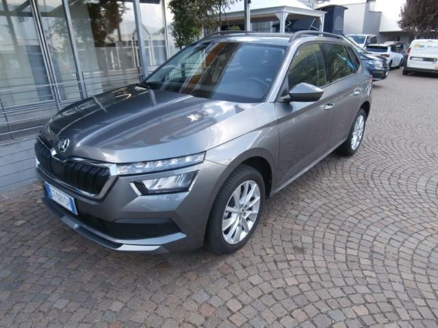 Grau Gebraucht 2024 Skoda Kamiq Ambition SUV | 18.000 € (Superpreis) - Bild 1/4