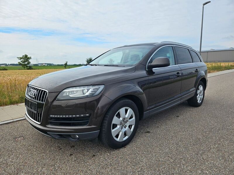 Braun Gebraucht 2011 Audi Q7 SUV | 6.900 € (Guter Preis) - Bild 1/4