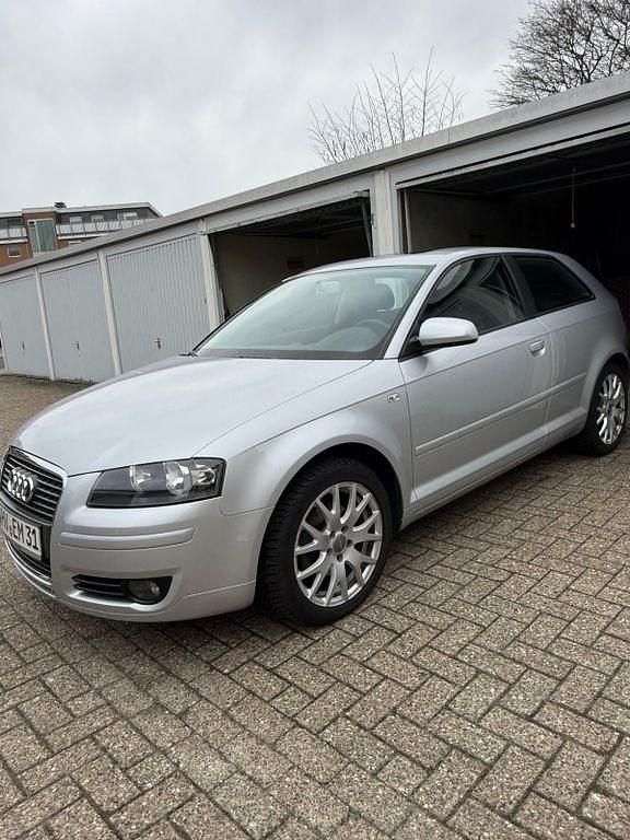 Gebraucht Audi A3 Attraction 160 PS (117 kW) 2007 Silber Kleinwagen