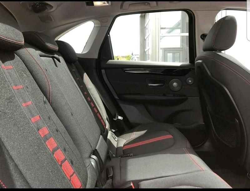 Gebraucht BMW 220 Active Tourer Sport Line 192 PS (141 kW) 2017 Schwarz Van / Kleinbus