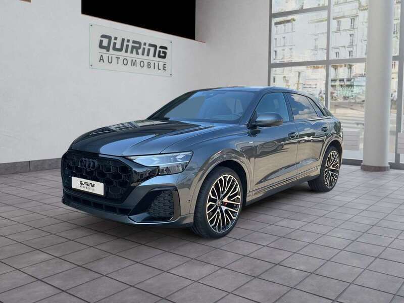 Gold Neu 2025 Audi Q8 Sport SUV | 95.081 € - Bild 1/4
