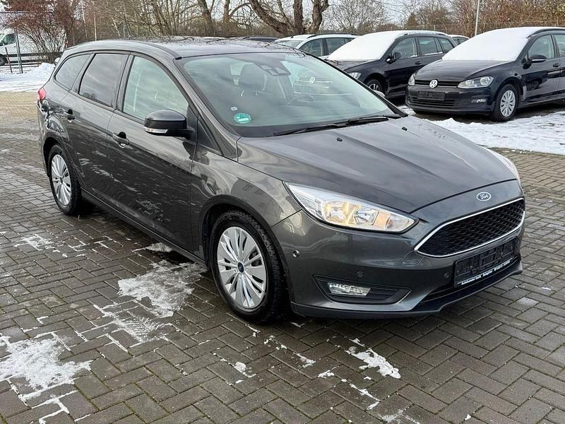 Gebraucht Ford Focus Business Edition 150 PS (110 kW) 2018 Grau Limousine