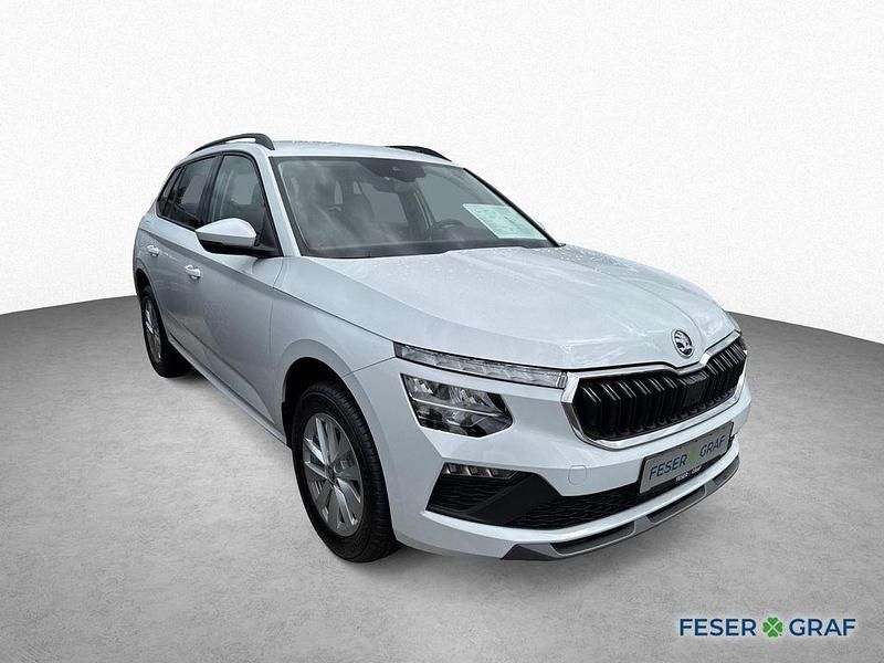 Gebraucht Skoda Kamiq Selection 95 PS (69 kW) 2025 Moon weiss perleffekt SUV
