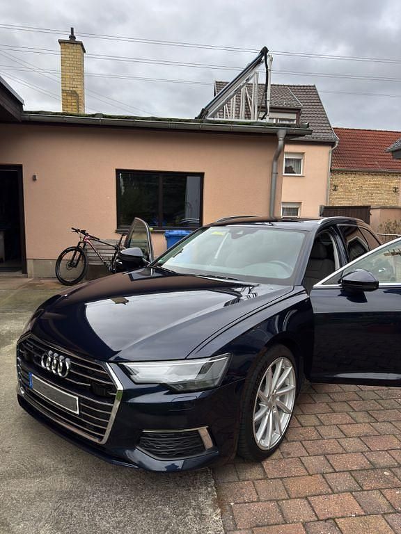 Blau Gebraucht 2019 Audi A6 Ambiente Kombi | 28.500 € (Guter Preis) - Bild 1/4