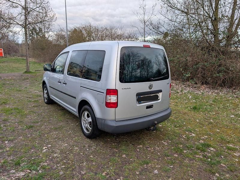 Gebraucht VW Caddy Life 75 PS (55 kW) 2005 Silber Van / Kleinbus