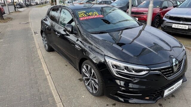 Blackpearlschwarz Gebraucht 2021 Renault Mégane IV Intens Limousine | 24.777 € (Teuer) - Bild 1/4