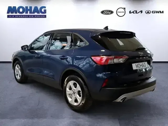 Używany Ford Kuga Cool & Connect 225 KM (165 kW) 2022 Niebieski SUV