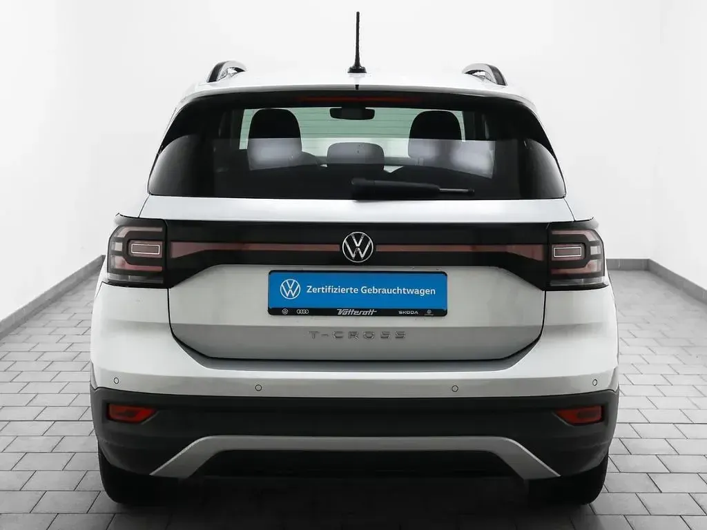 Gebraucht VW T-Cross Move 110 PS (80 kW) 2023 Silber SUV