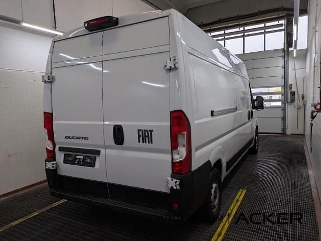 Gebraucht Fiat Ducato 140 PS (102 kW) 2024 Weiss (pastell)) (weiss Van