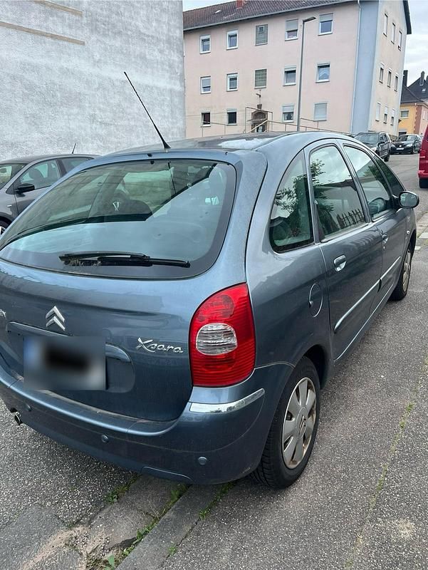 Gebraucht Citroën Xsara Picasso 116 PS (85 kW) 2005 Grau Van / Kleinbus