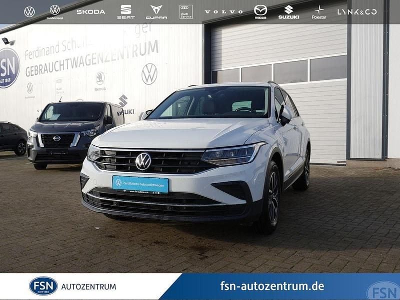 Weiß Gebraucht 2021 VW Tiguan Life SUV | 22.480 € (Fairer Preis) - Bild 1/4