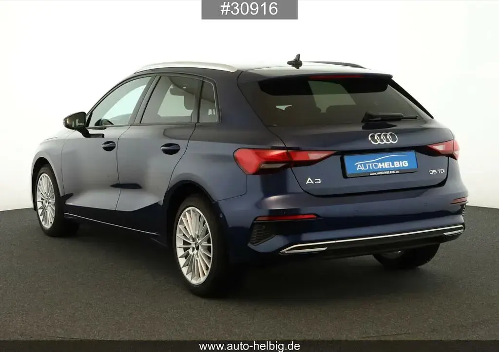 Używany Audi A3 Advanced 150 KM (110 kW) 2024 Niebieski Kombi