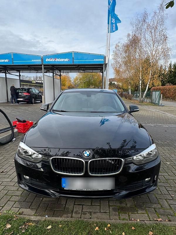 Gebraucht BMW 320 184 PS (135 kW) 2014 Kombi
