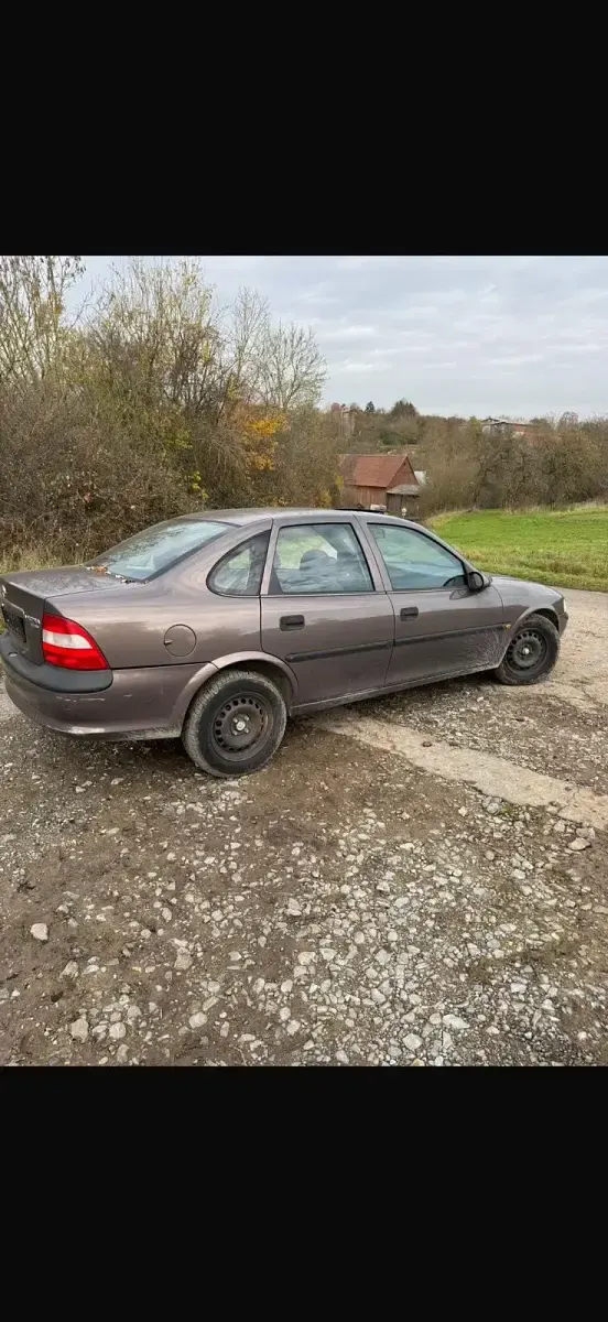 Gebraucht Opel Vectra 75 PS (55 kW) 1997 Braun Limousine