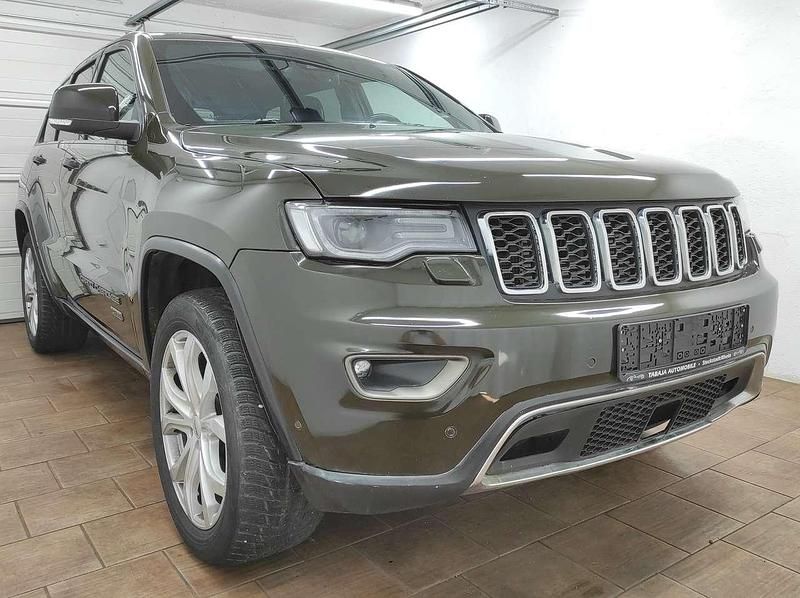 Gebraucht Jeep Grand Cherokee Limited 250 PS (183 kW) 2017 Recon green clear coat SUV