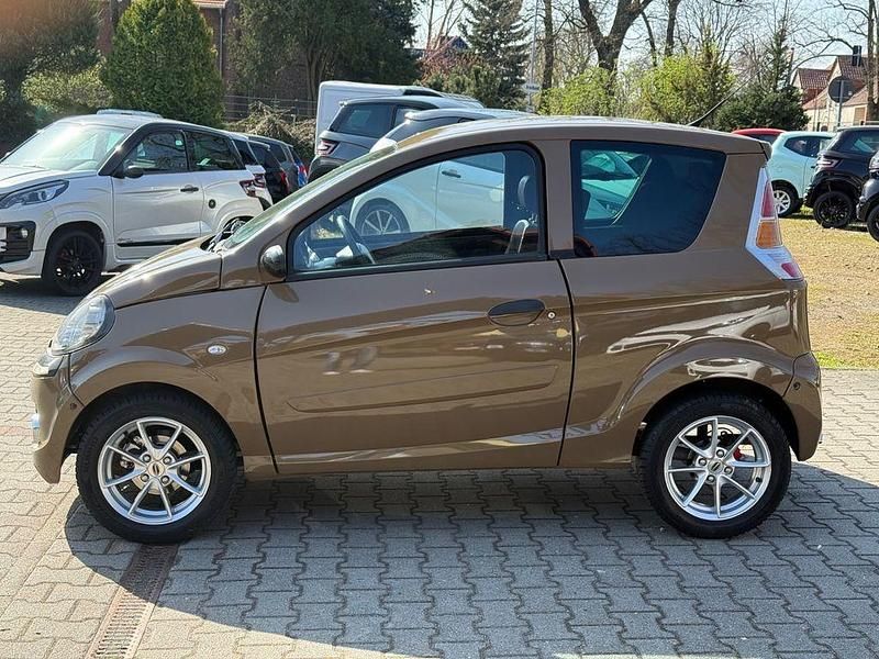 Usado Microcar M.Go 2010 Castanho Citadino