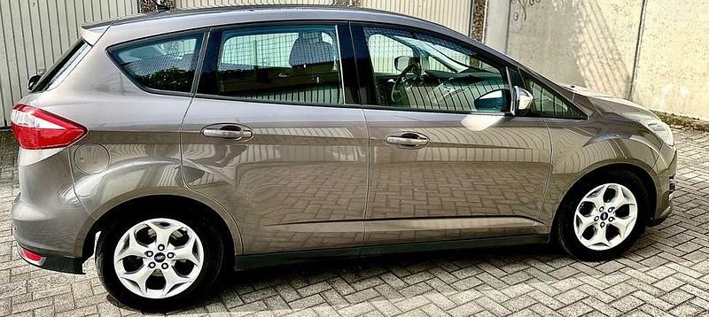 Gebraucht Ford C-MAX Titanium 125 PS (91 kW) 2013 Beige Van / Kleinbus