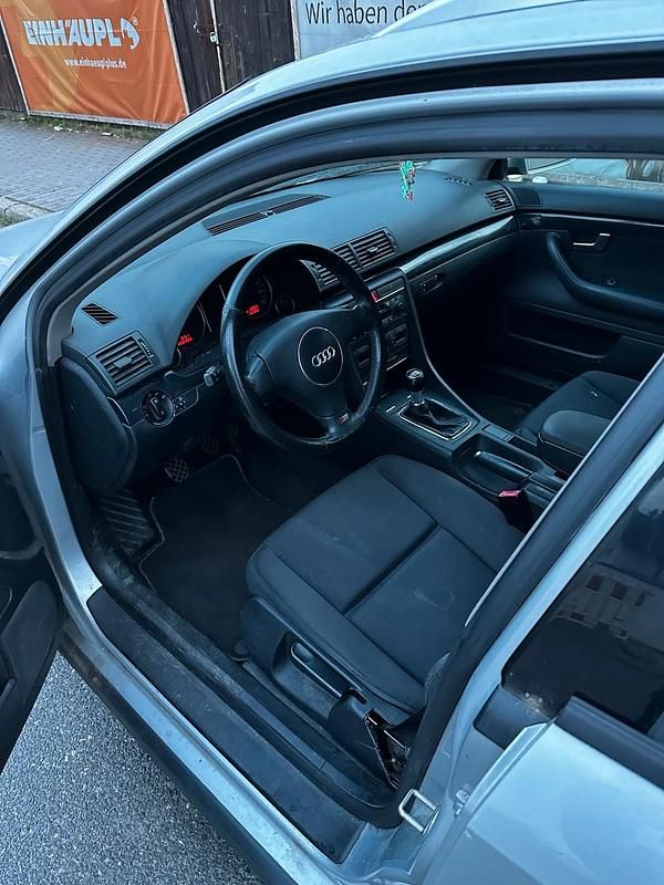 Gebraucht Audi A4 131 PS (96 kW) 2003 Silber Kombi