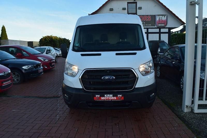 Gebraucht Ford Transit 107 PS (78 kW) 2019 Weiß Van / Kleinbus