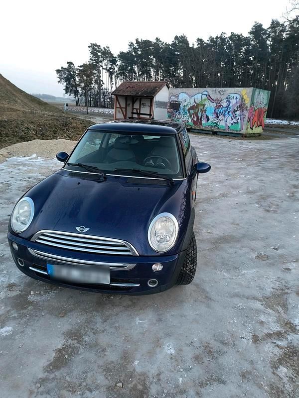 Gebraucht Mini ONE 90 PS (66 kW) 2005 Blau Kleinwagen