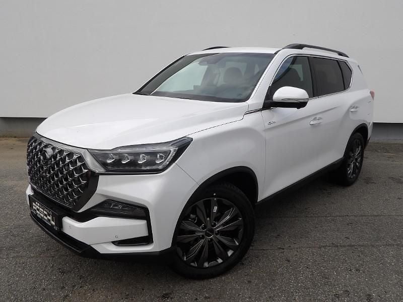 Weiß Neu 2025 Ssangyong (KGM) Rexton SUV | 46.390 € - Bild 1/4