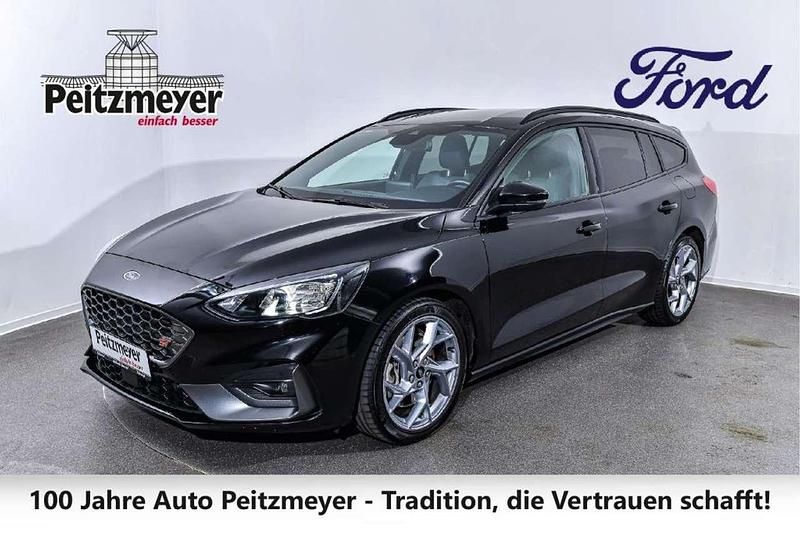 Agate black metallic Gebraucht 2020 Ford Focus ST Kombi | 23.490 € (Fairer Preis) - Bild 1/4