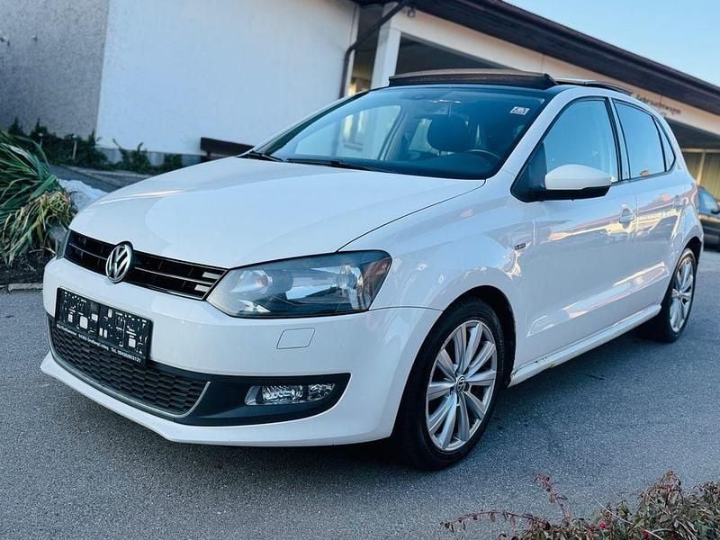 Gebraucht VW Polo Life 90 PS (66 kW) 2013 Weiß Kleinwagen