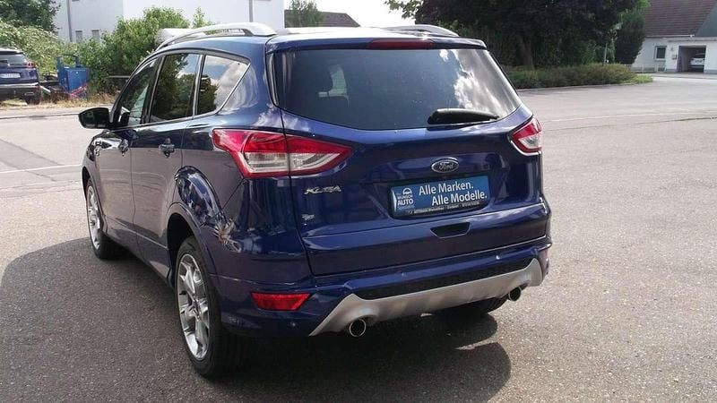 Gebraucht Ford Kuga Individual 150 PS (110 kW) 2016 Indicblau metallic SUV