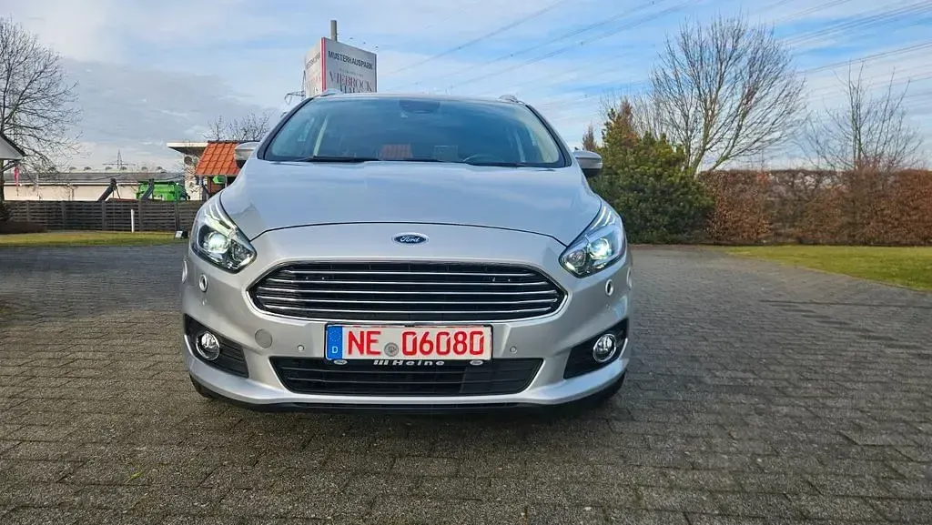 Gebraucht Ford S-MAX Trend 190 PS (139 kW) 2021 Silber Van / Kleinbus
