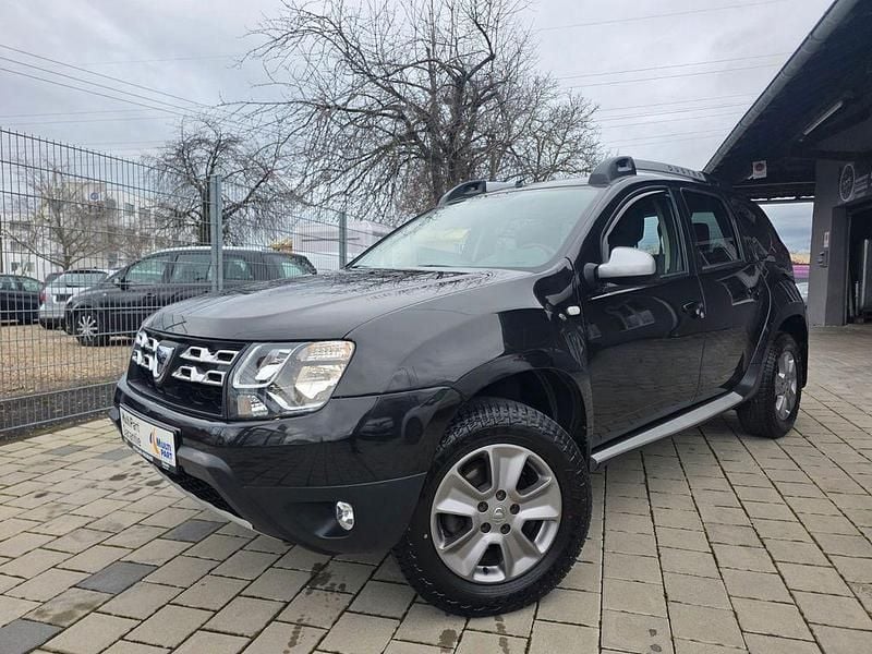 Grau Gebraucht 2017 Dacia Duster Prestige SUV | 8.999 € (Superpreis) - Bild 1/4