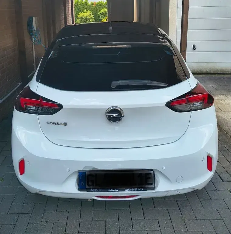 Gebraucht Opel Corsa-e Elegance 100 kW (136 PS) 2023 Weiß Kleinwagen