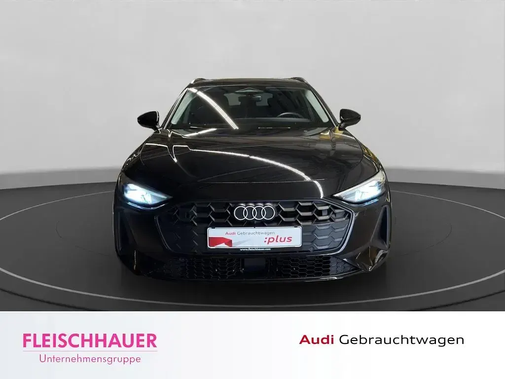 Gebraucht Audi A5 Business 204 PS (150 kW) 2025 Schwarz Kombi