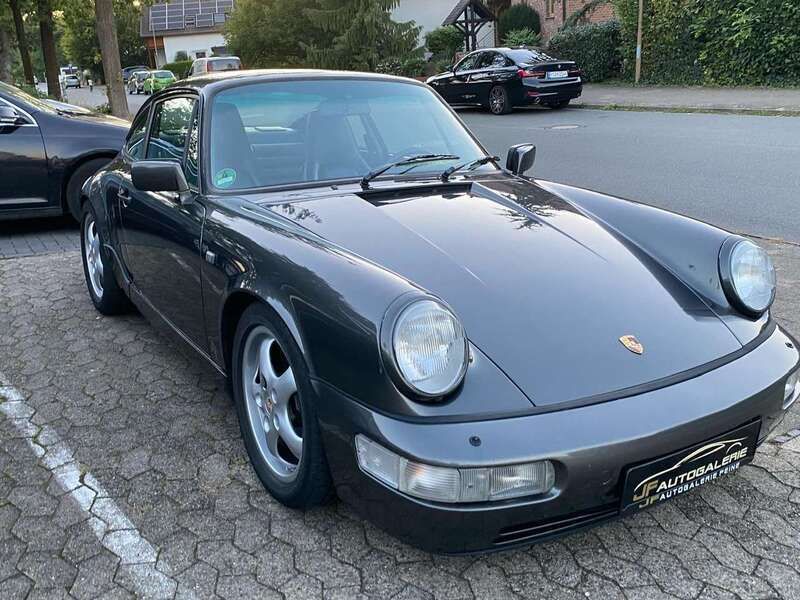 Grau Gebraucht 1989 Porsche 911 Carrera 4 Coupé | 79.000 € - Bild 1/4
