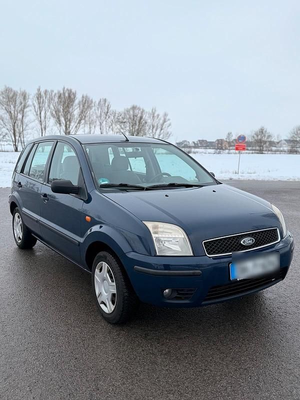 Blau Gebraucht 2003 Ford Fusion Kleinwagen | 2.450 € (Teuer) - Bild 1/4