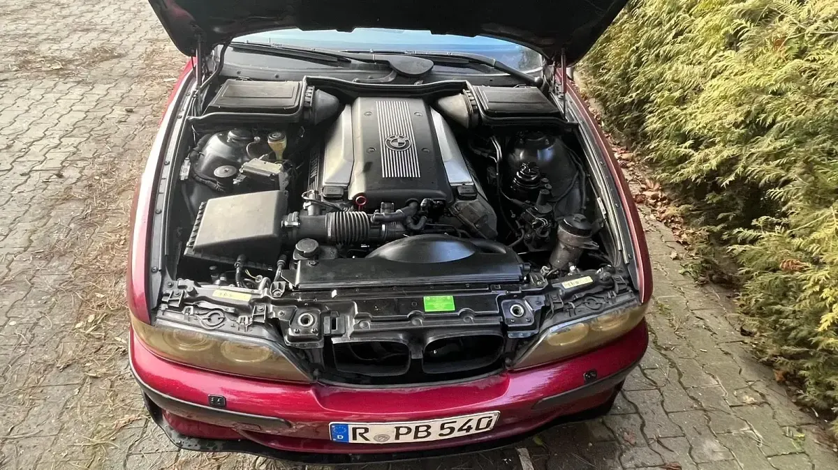 Gebraucht BMW 540 Basis 286 PS (210 kW) 1996 Rot Limousine