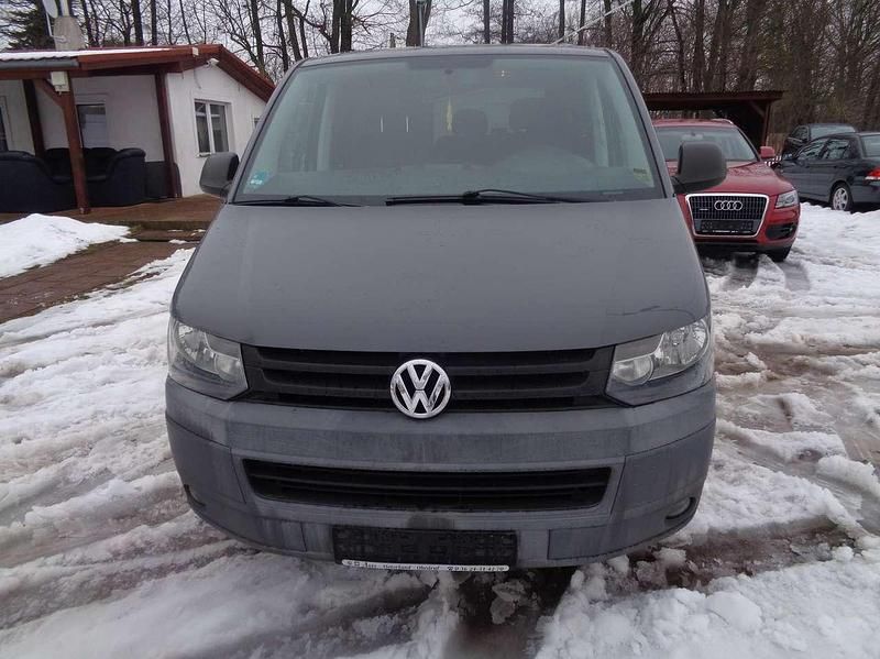 Gebraucht VW Caravelle 179 PS (131 kW) 2010 Grau Van / Kleinbus