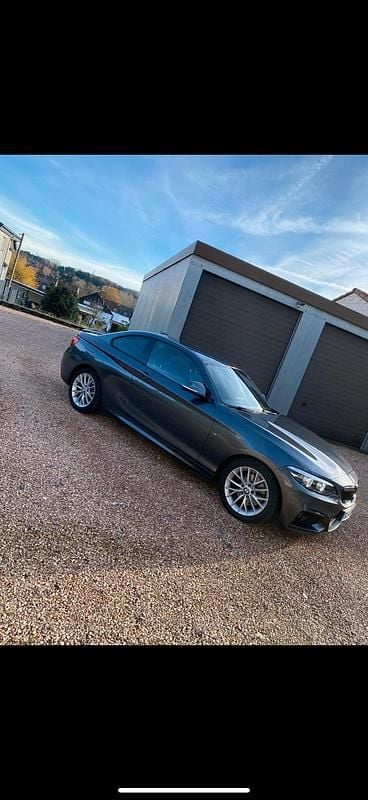 Grau Gebraucht 2018 BMW 220 M Sport Coupé | 19.000 € (Superpreis) - Bild 1/3
