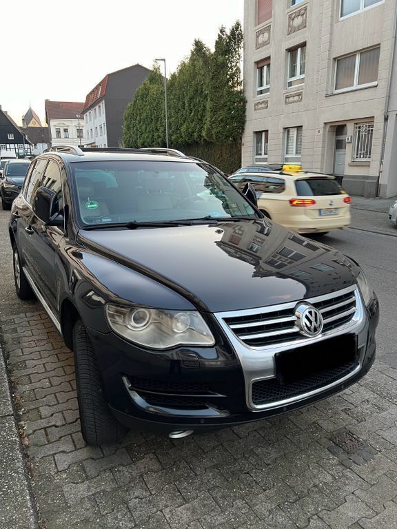 Schwarz Gebraucht 2007 VW Touareg SUV | 3.999 € (Superpreis) - Bild 1/4