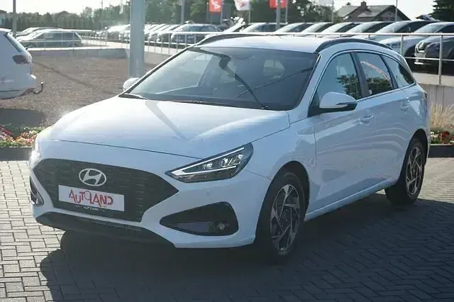 Neu Hyundai i30 150 PS (110 kW) 2026 Weiß Kombi