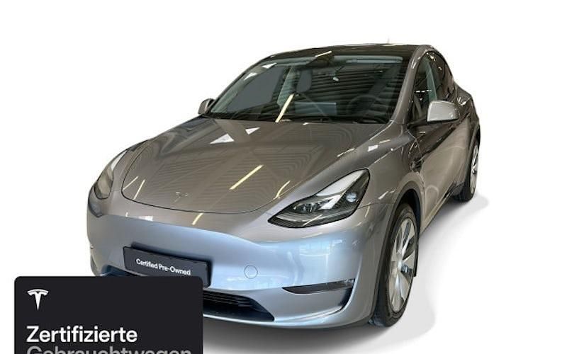 Gebraucht Tesla Model Y 273 kW (372 PS) 2023 Silber SUV