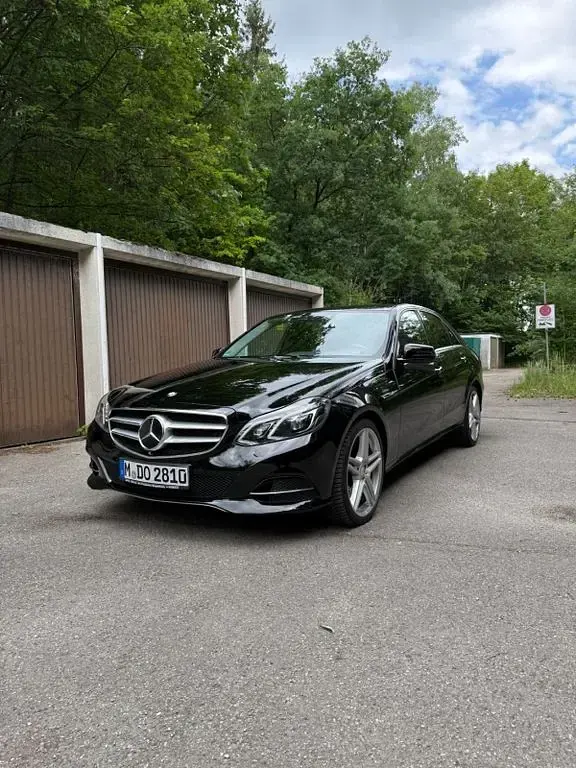 Gebraucht Mercedes E400 333 PS (244 kW) 2015 Schwarz Limousine